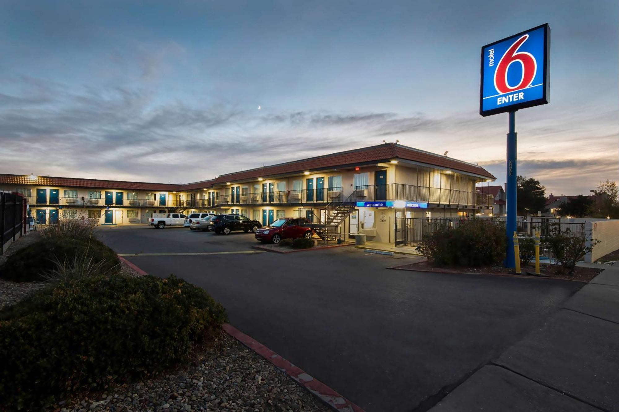 Motel 6-Albuquerque, Nm - Carlisle Экстерьер фото