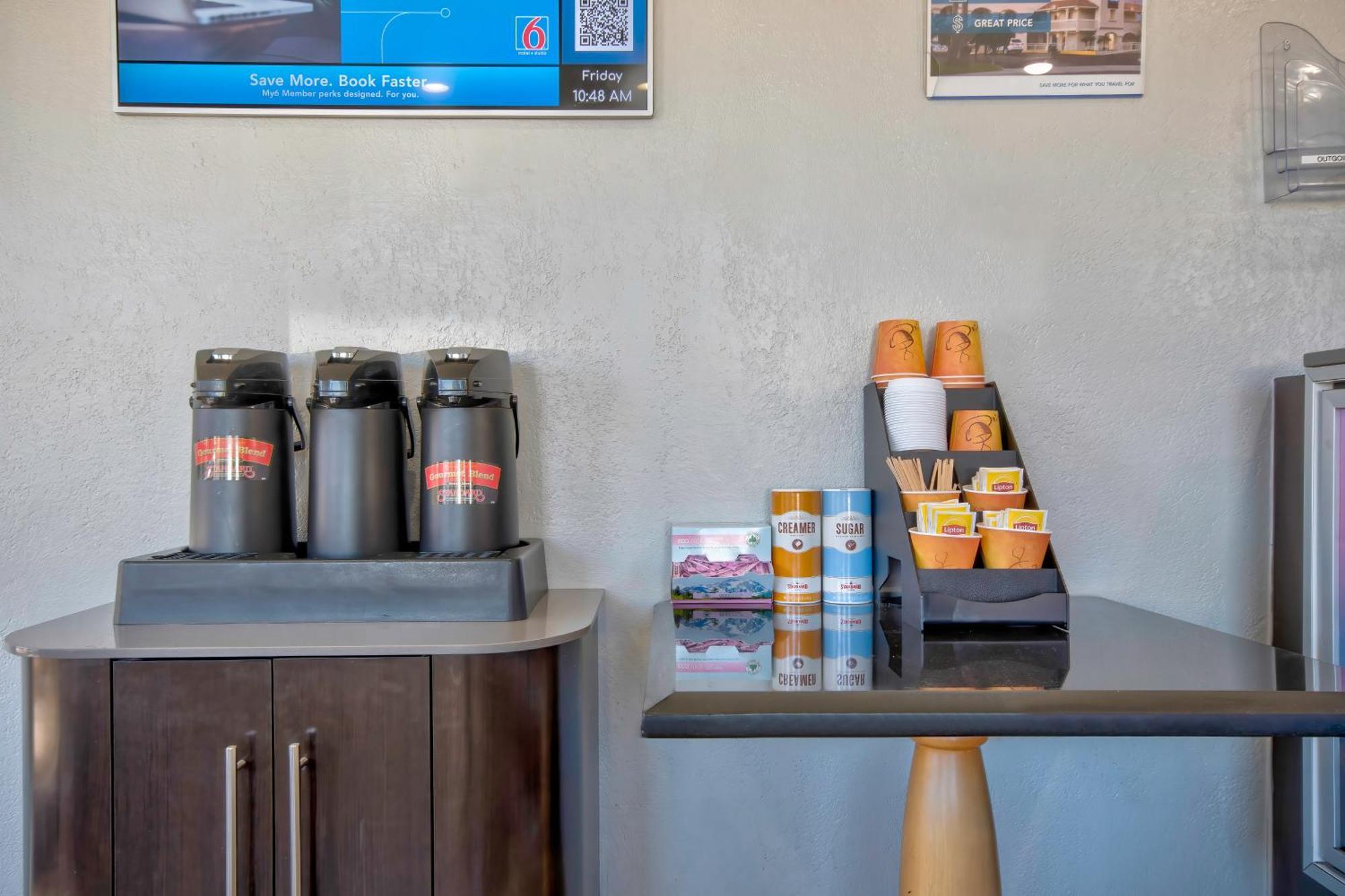 Motel 6-Albuquerque, Nm - Carlisle Экстерьер фото