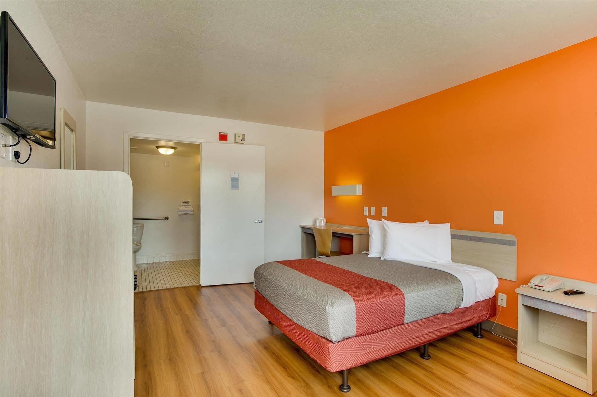 Motel 6-Albuquerque, Nm - Carlisle Экстерьер фото